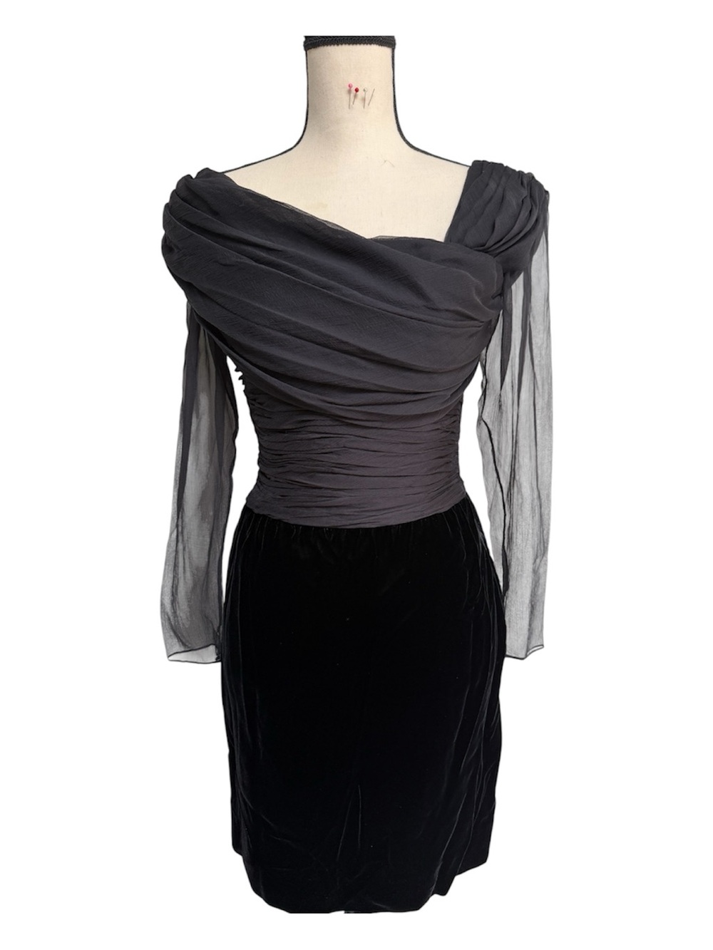 Oscar de la Renta vintage classic draped cocktail Dress